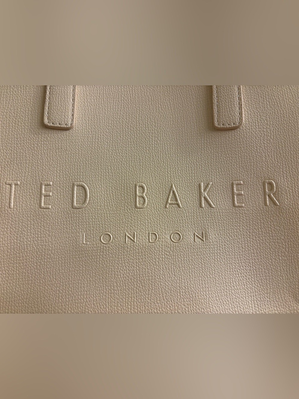 Ted Baker London medium cream Icon tote - Like new - Picture 2 of 6